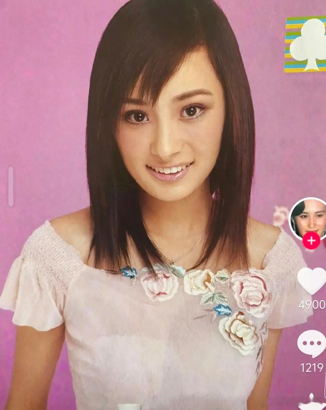 杨幂的眼睛怎么变得这么好看的？以前虽然眼睛大，但是感觉不好看。 