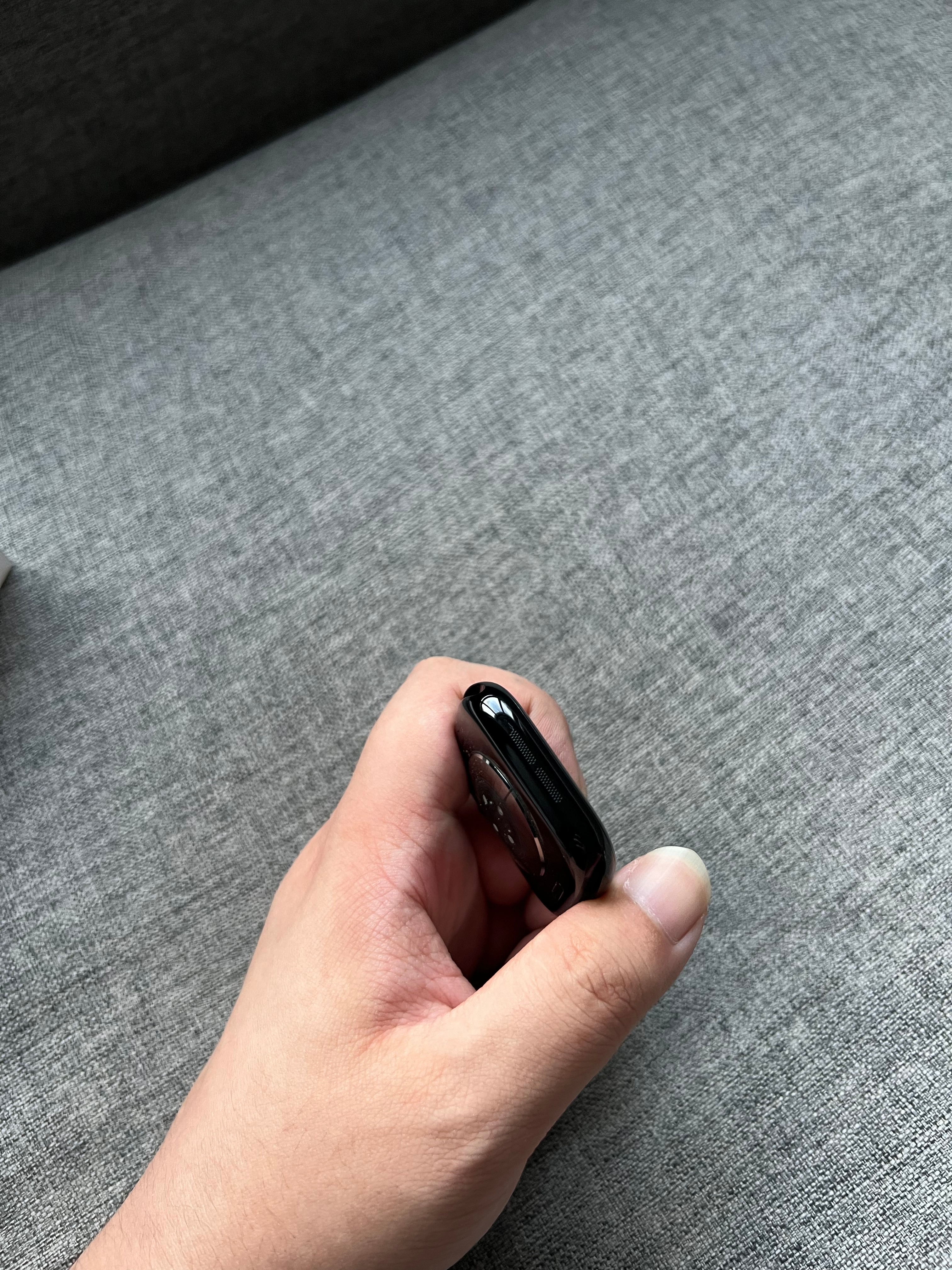 Apple Watch S11 GPS 46mm 铝金属 黑色S/M款，95新，