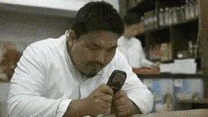 图一：使命必达，只要你敢下单，不管有多远人家都会给你送都。
图二：得怎么样的人，