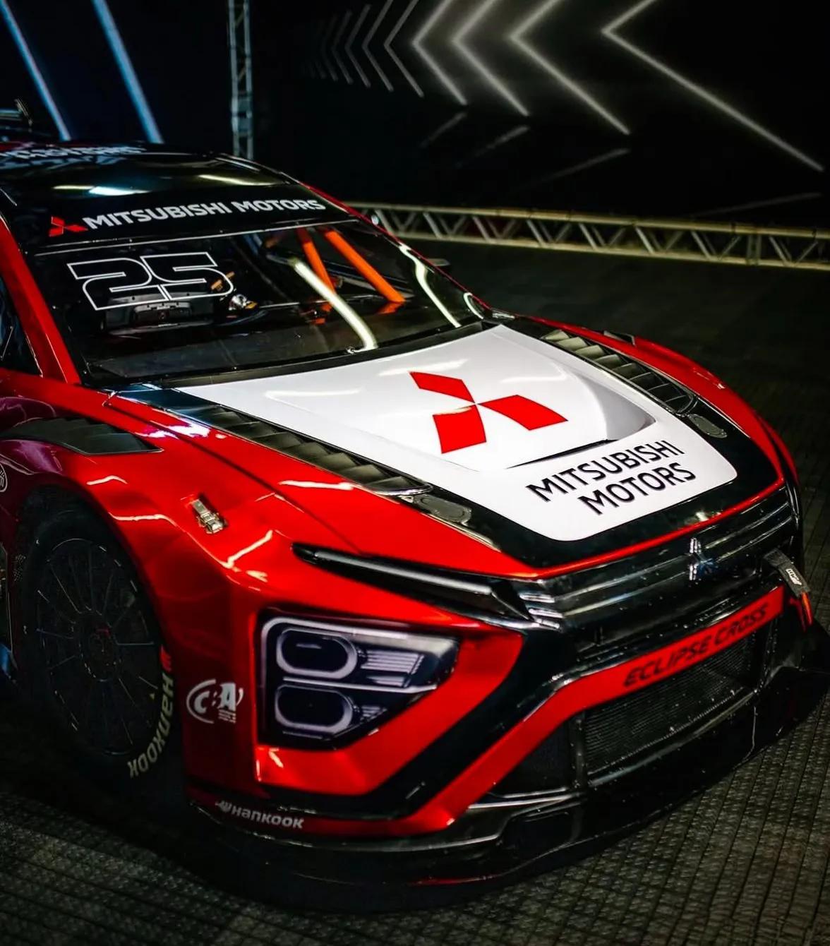 Mitsubishi Eclipse Cross 参加Stock Car Pro