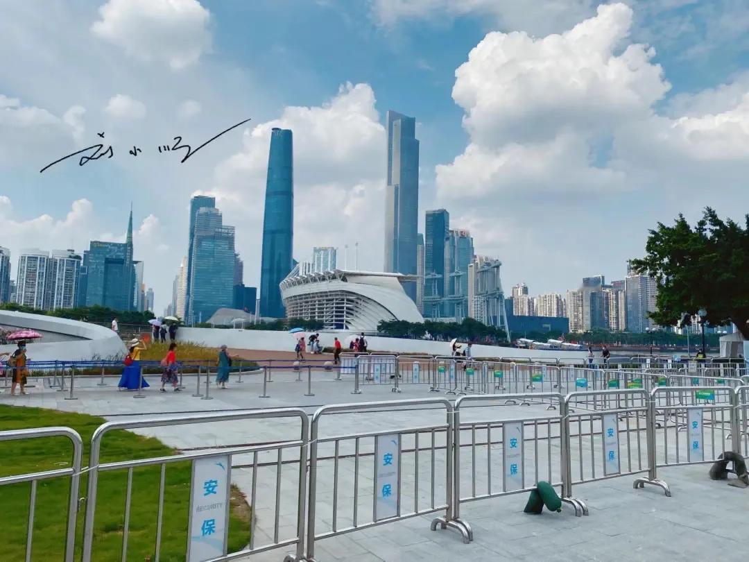 现在大家说起广州的市中心，似乎马上就会想到天河区的“珠江新城”CBD，毕竟这里是