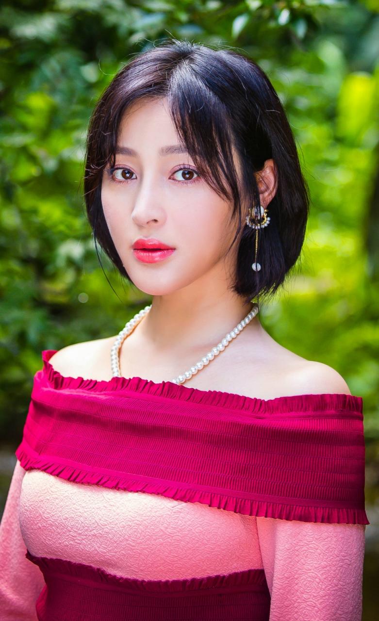 演了一个潘金莲，倒霉的甘婷婷，居然把自己的下半辈子，搭进去了
在娱乐圈这片广袤而