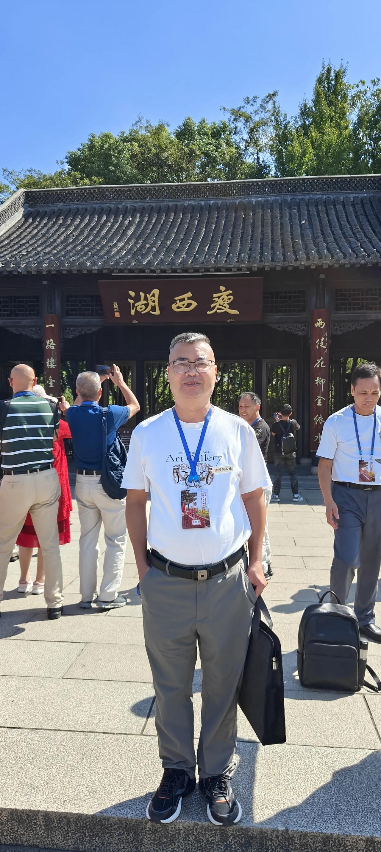 文旅扬州赋词六首   作者李家宁
1、望海潮•广陵怀古
李家宁(福建)
广陵形胜