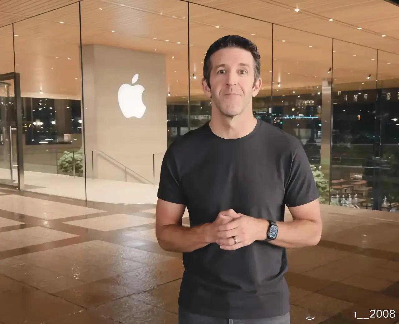 这人25 年深耕硬件，从首席工程师到新 CEO库克将不再担任苹果CEO，特纳斯登