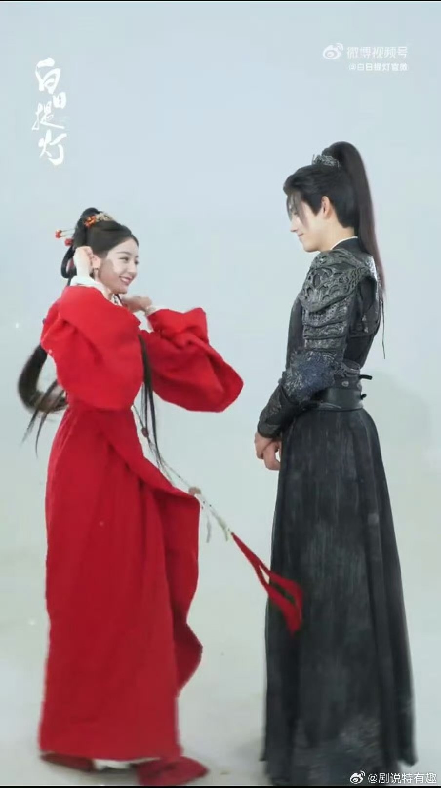 迪丽热巴陈飞宇憋笑挑战你好星期六 你好星期六又贡献名场面，憋笑挑战太上头！ 