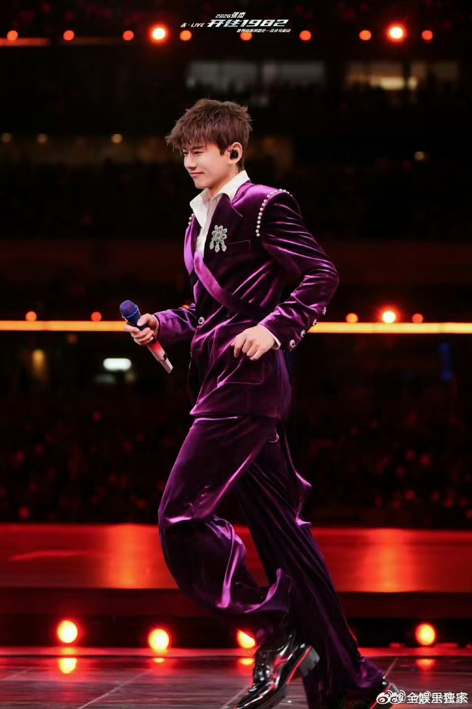 张杰鸟巢行程即将过半 张杰我们一起会更加精彩我们一起会更加精彩，张杰鸟巢演唱会过