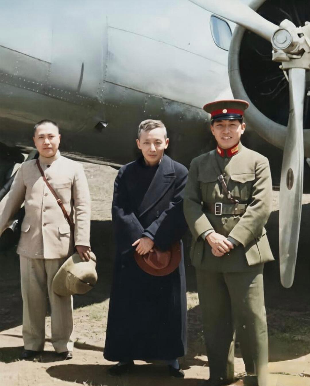 张学良。
