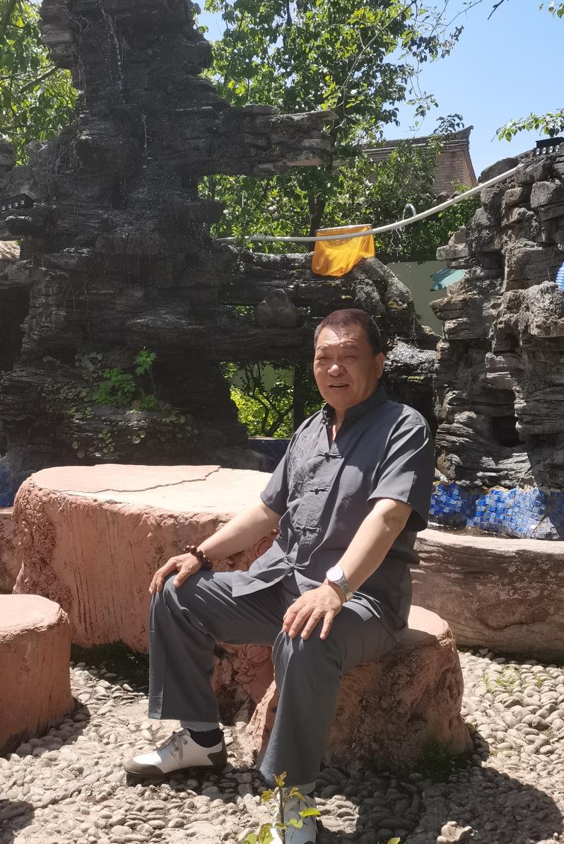 美伊互轰炸崩中东，特朗普才是幕后祸首
美伊连日对着狂轰，80多个美军基地遭打击，