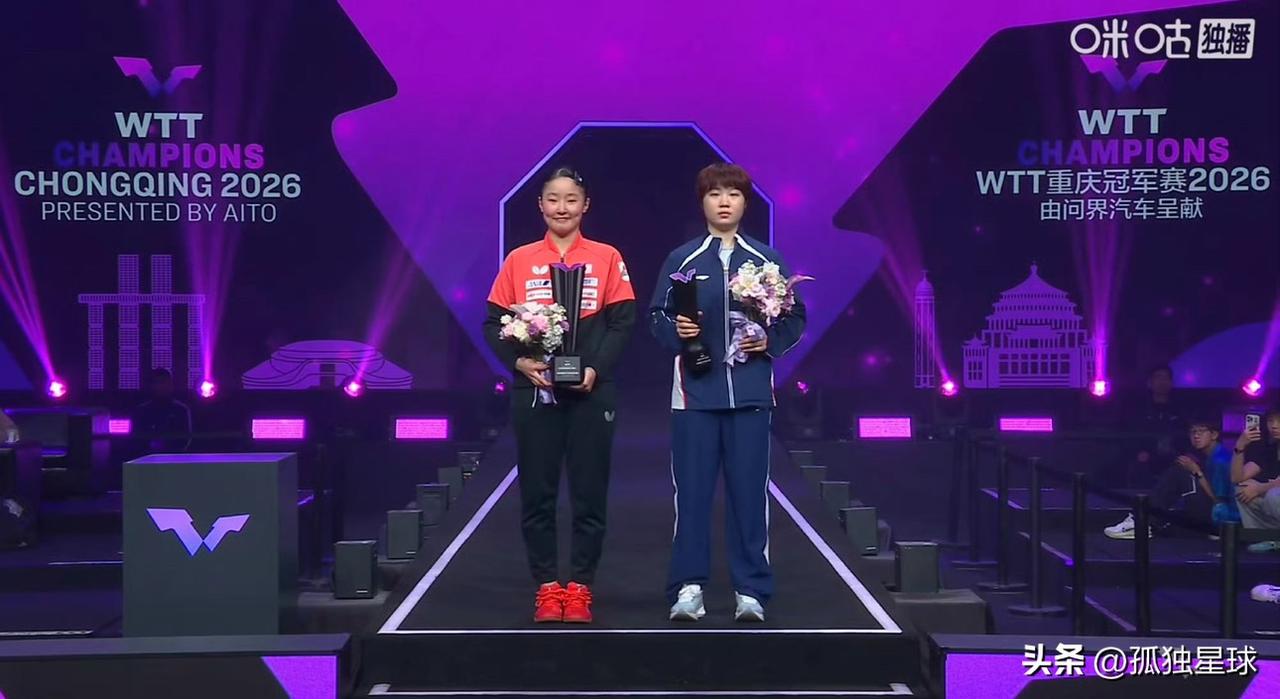 蒯曼 3-4 张本美和：不觉得 2 个地方很蹊跷吗？

7 局比分是 6-11，