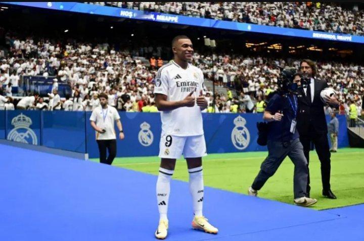 本赛季，欧冠与西甲双料冠军，当世足坛第一豪门皇马入了巨大的危机之中。其实，说是绝