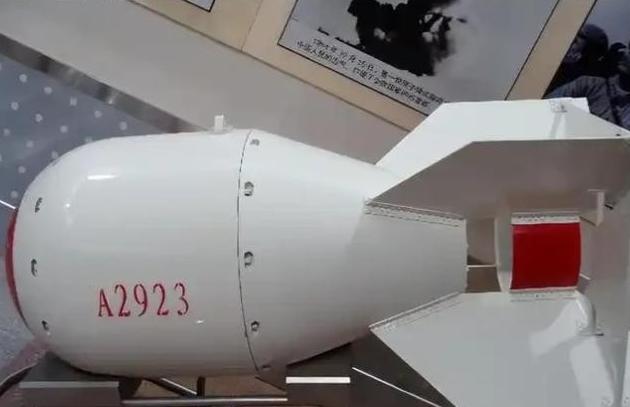 原子弹的原理早就已经公开，可为什么还有那么多国家依旧造不出原子弹？说句难听的，不