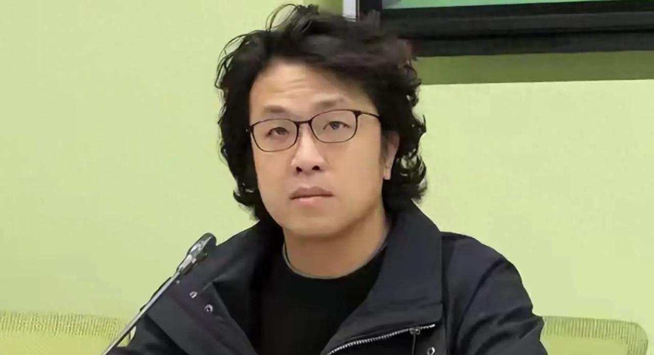 哎我去！为什么郑丽文来趟大陆，拿到那么多惠台大礼包，民调反倒降了，垫底了！？
然