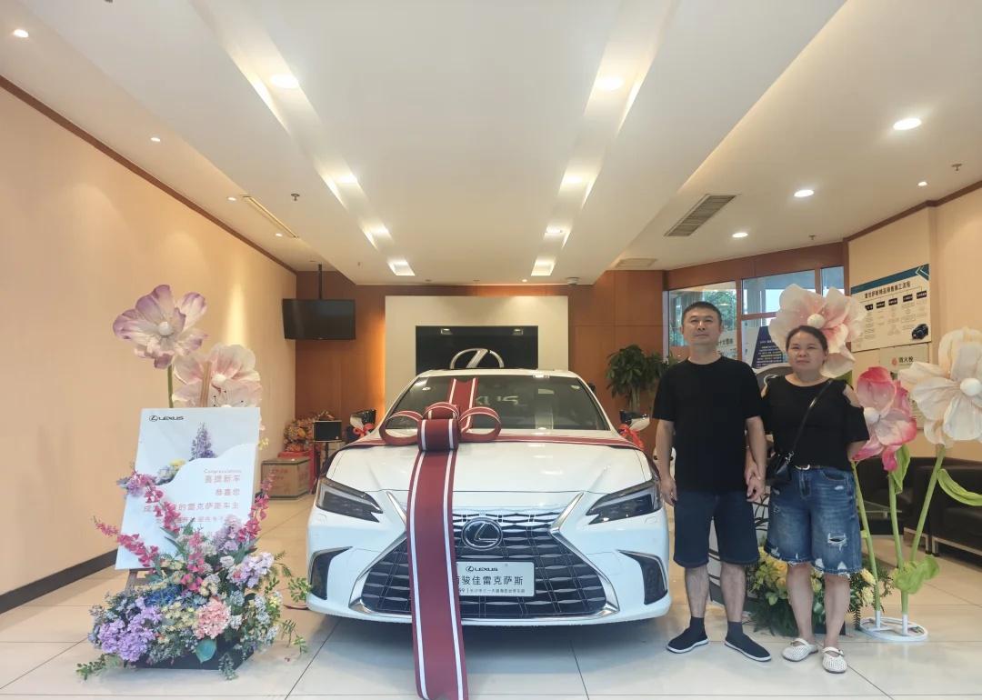 ES200值得入手新车
日系车 新车推荐 轿车 年轻人购车 适合家用轿车
