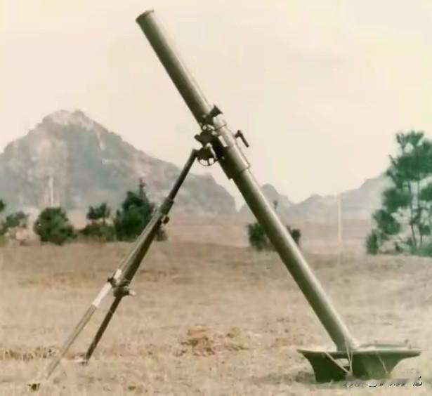 1979年震撼一战！7名掉队战士被百余名越军包围，班长一决策改写生死局！
 
1