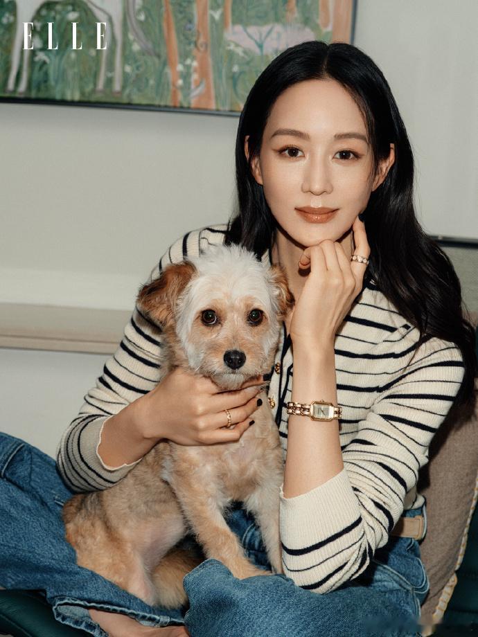 想当张钧甯手里的狗想当张钧甯手里的狗，姐姐抱着小狗的时候好温柔，好美 ​​​