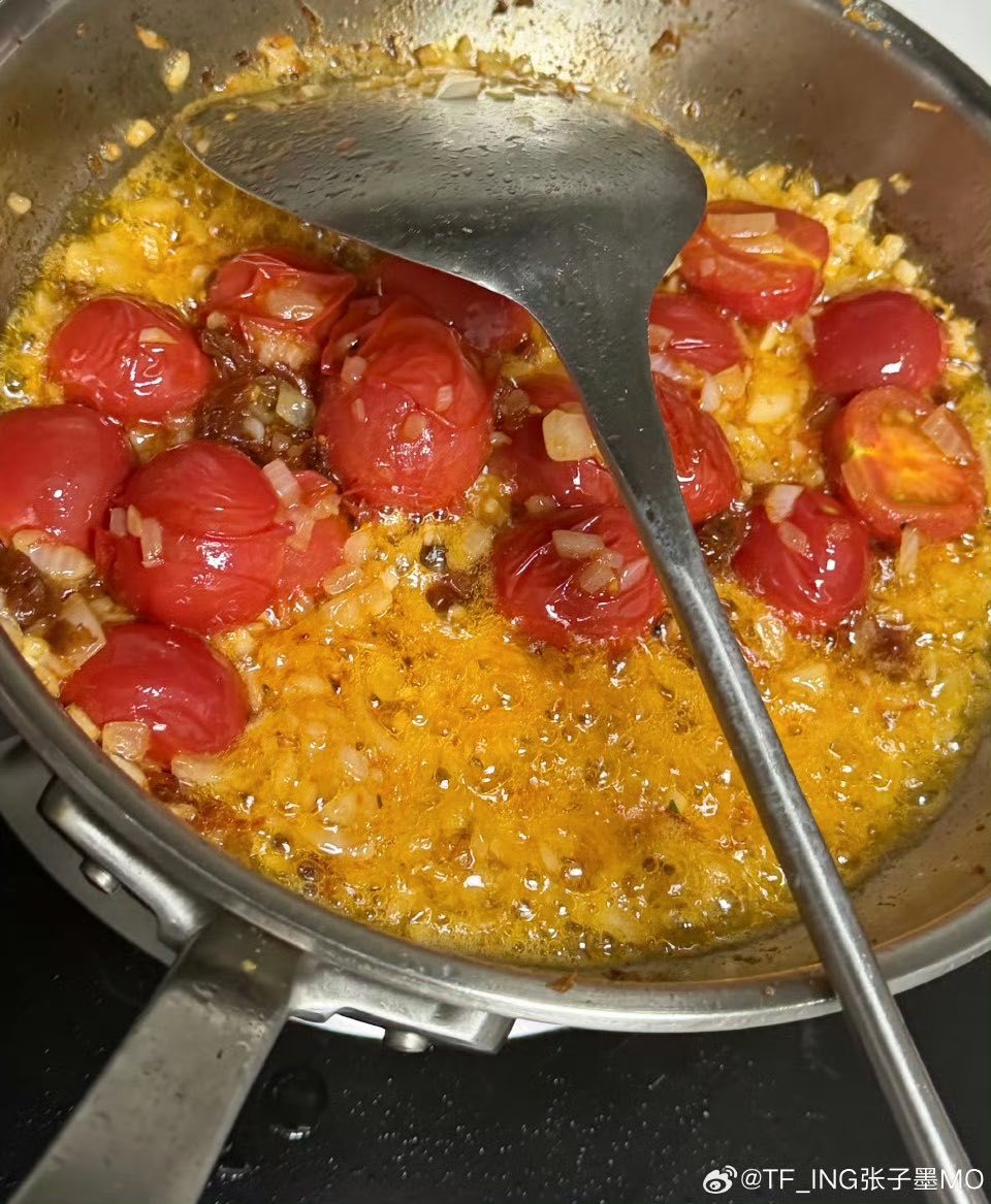 张子墨做饭plog 什么时候给我做饭吃 