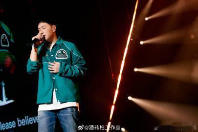 潘玮柏金不换体质潘玮柏还能这么反转吗 如果说时光可以倒流，潘玮柏的音乐就是最好的
