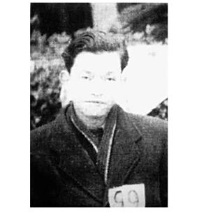 1949年，军统少将李修凯在重庆街头看到了一个地下党员，立马冲上去抱住他大喊：“