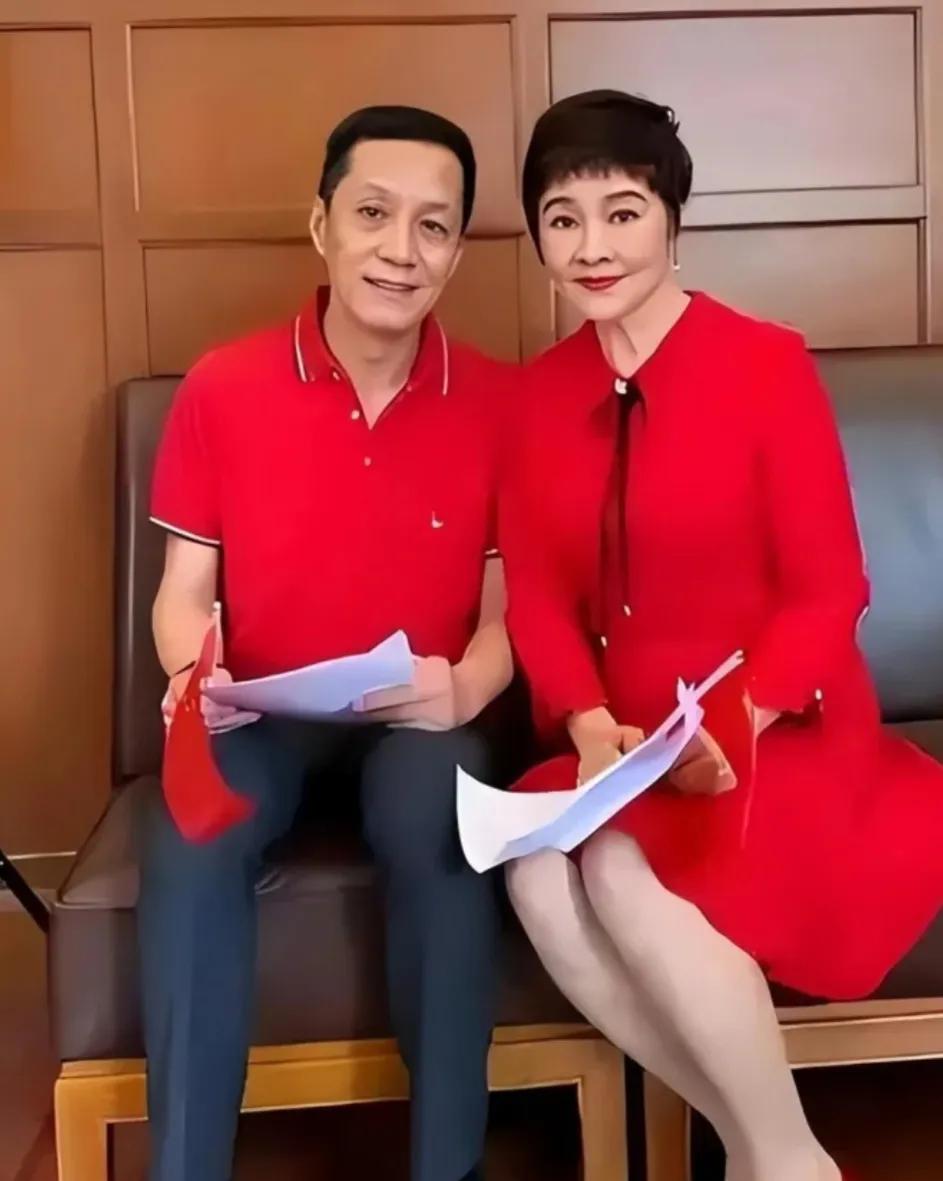 63岁的冯远征北京人民艺术剧院院长、国家一级演员。为了贴近杜甫的沧桑，把自己瘦到