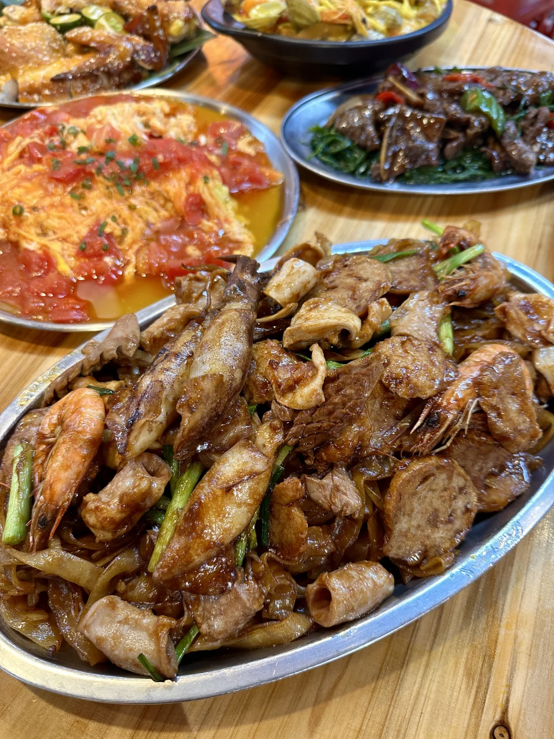 广州白云。。。三刷很local的街边大排档！！！
