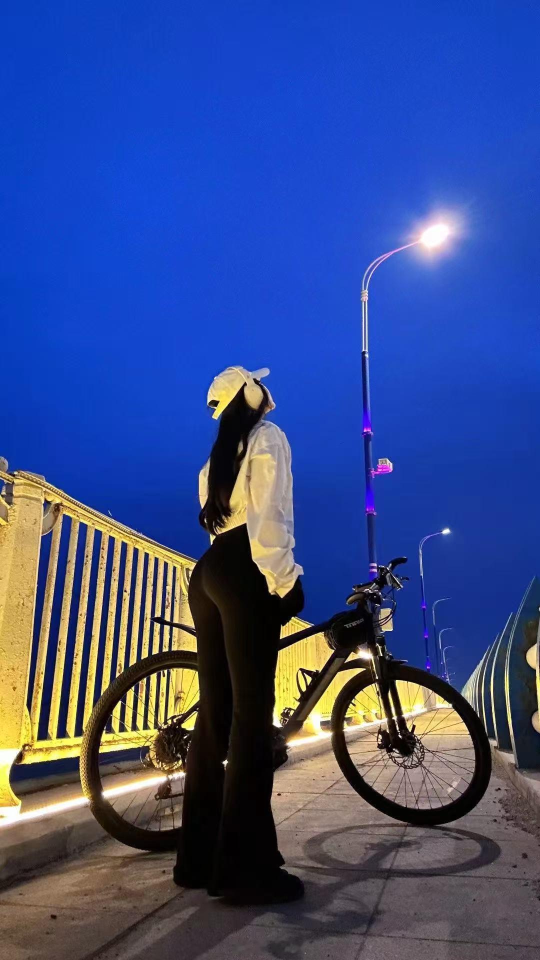 好喜欢选一些一年四季到哪都能穿的百搭款～最近吃下好朋友安利的宝藏购物地➡️Sto