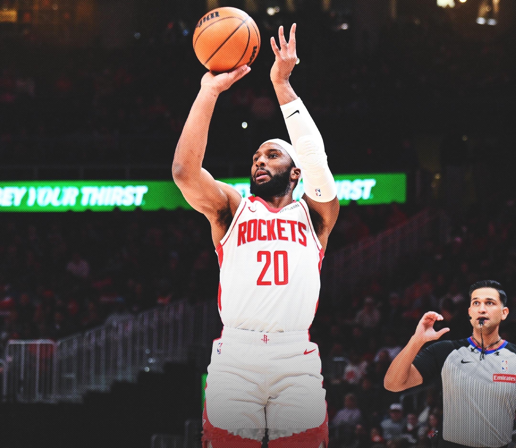 乌度卡谈奥科吉7个进攻篮板：“是的，这对于我们非常重要。我认为他和卡佩拉上场后表