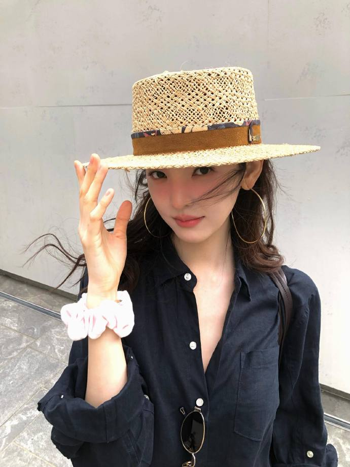 章若楠 没有一张是不美的章若楠INS美照更新 6月10日章若楠在社交平台更新多组
