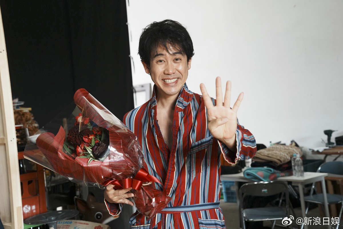 大泉洋将于8月12日发行个人首张EP，纪念30年演艺生涯。 