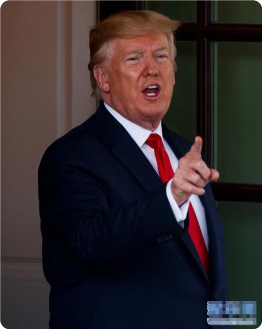 就在刚刚
特朗普拒谈续约
点名《新削减战略武器条约》“该被替换了”

就在当地时