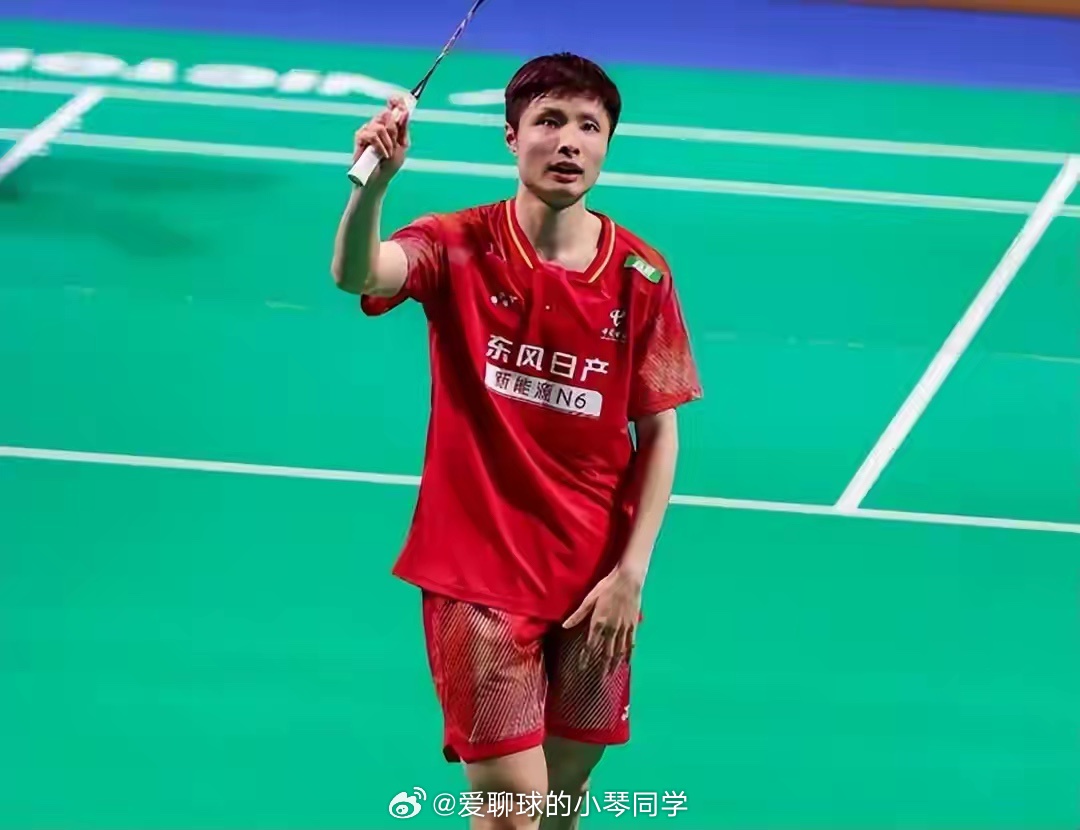 1-2！4-21！羽坛连爆大冷：石宇奇卫冕梦碎 国羽世一世二同日出局北京时间7月