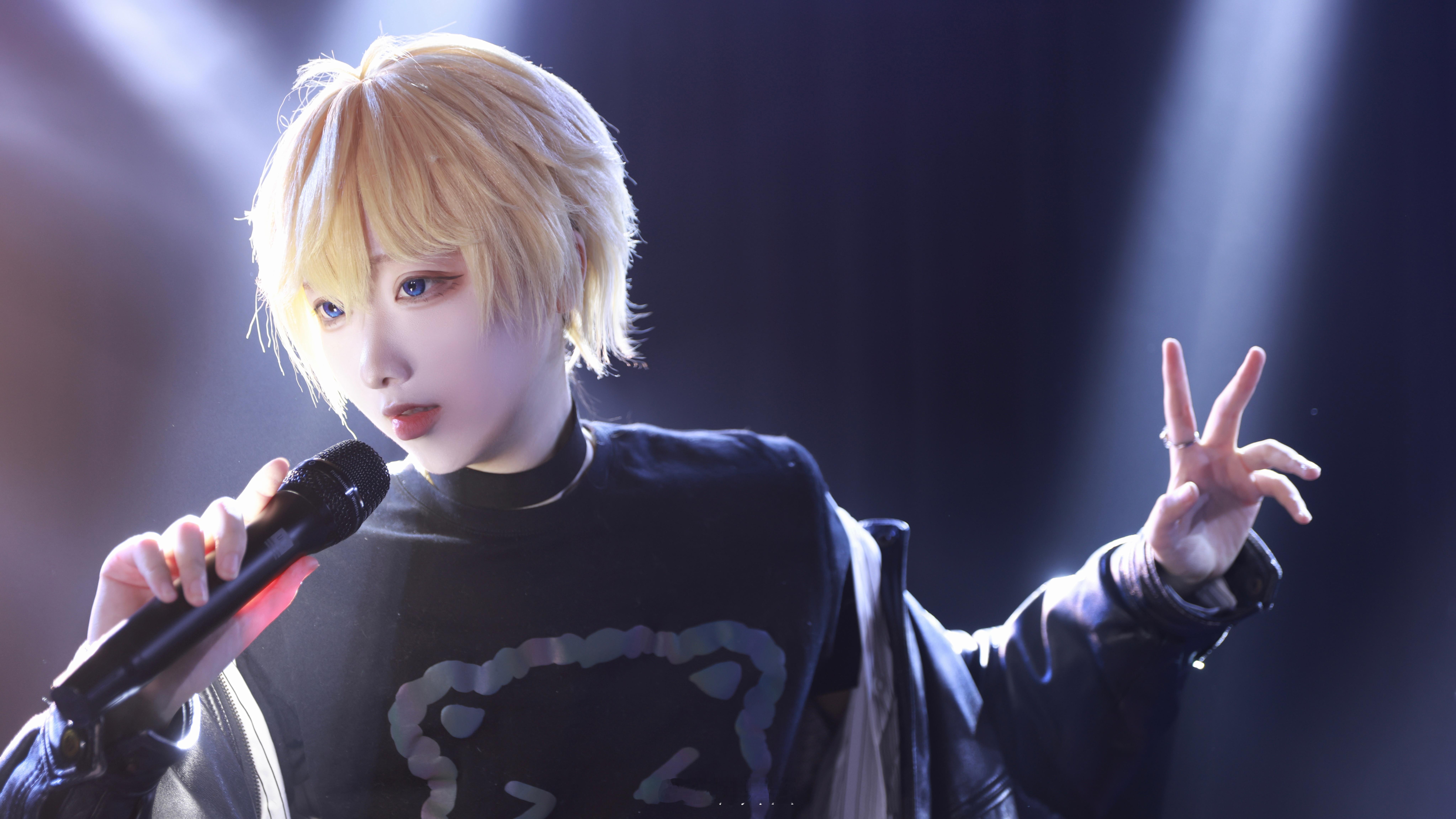 周棋洛[超话]周棋洛0409生日快乐cos预告 「周棋洛2025生贺COS预告」