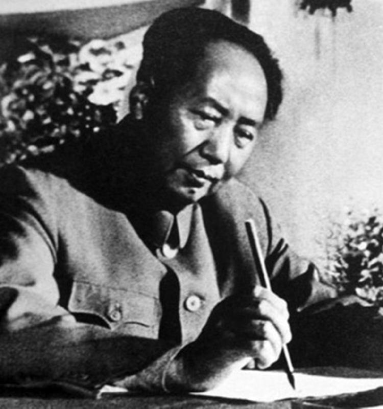 1948年，淮海战役一触即发，毛主席却在这时突然决定枪决我党一位高级将领。这人究