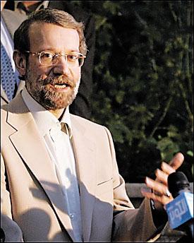 拉里贾尼长得有点帅，他生前活得风光，今年69岁的他死于非命。