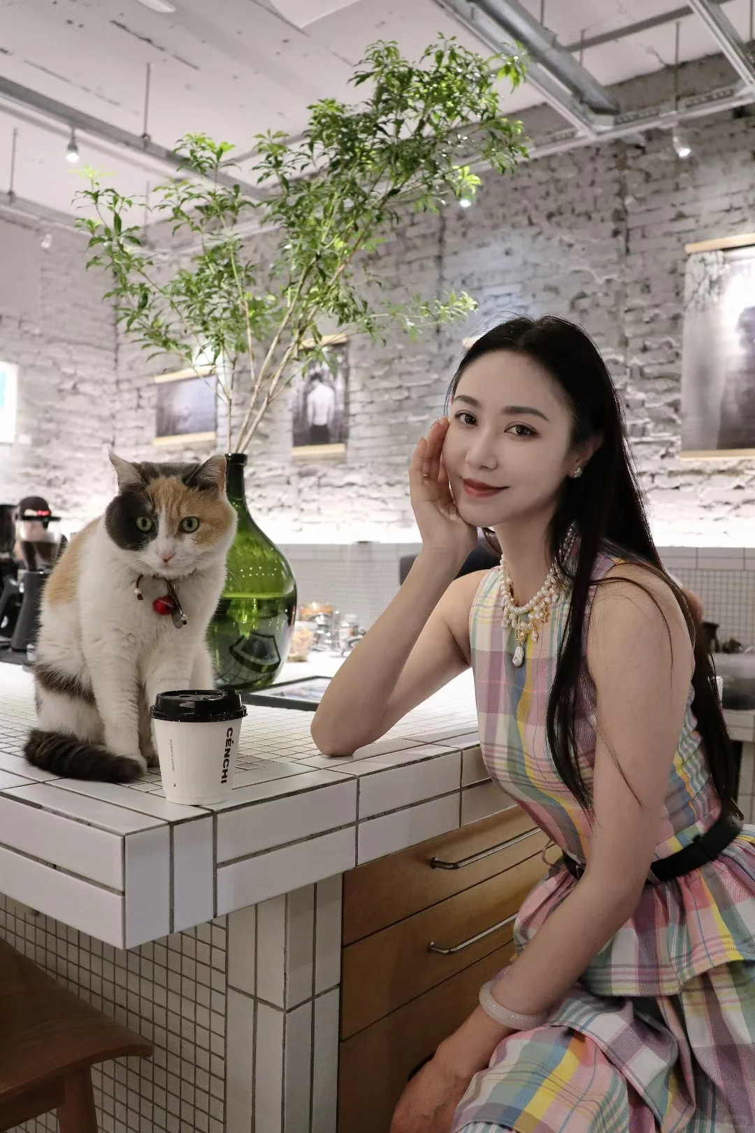 😼来杯热美式不