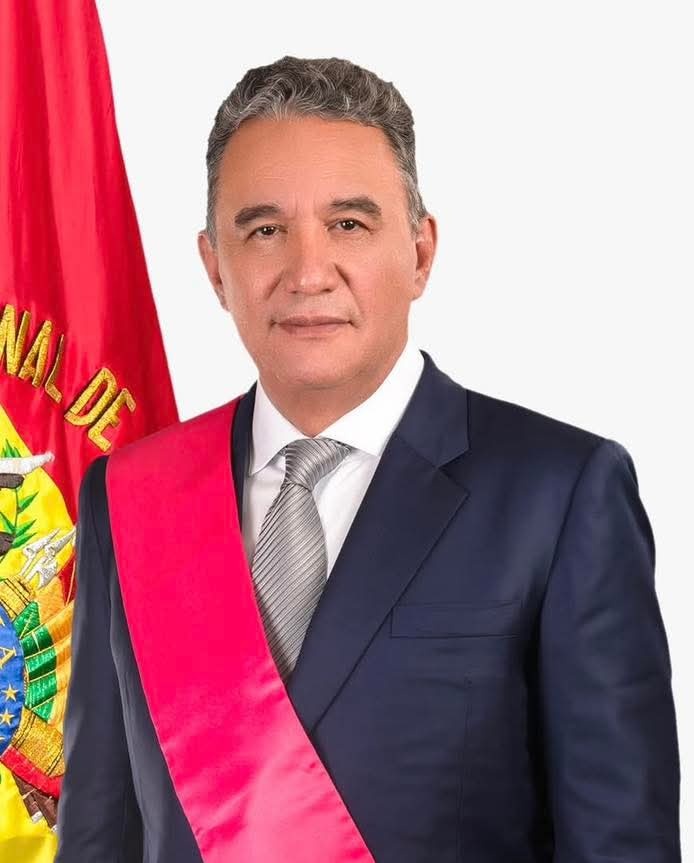 🇧🇴❗玻利维亚国防部长宣布辞职，右翼政权官方未给出任何解释目前，美国国务院正