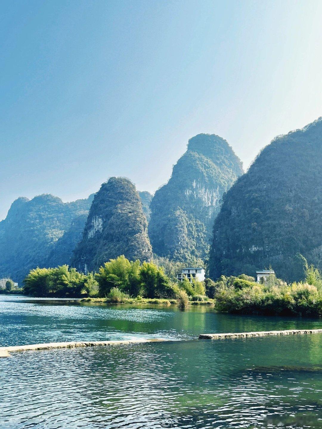 五一东方美学目的地爆火五一文旅新风口！东方美学目的地热度飙升，国潮演艺、非遗体验