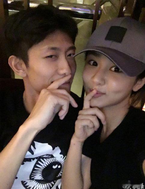 杨紫连续十年为张一山庆生杨紫为张一山庆生的第十个年头友情的标杆啊，杨紫连续十年为