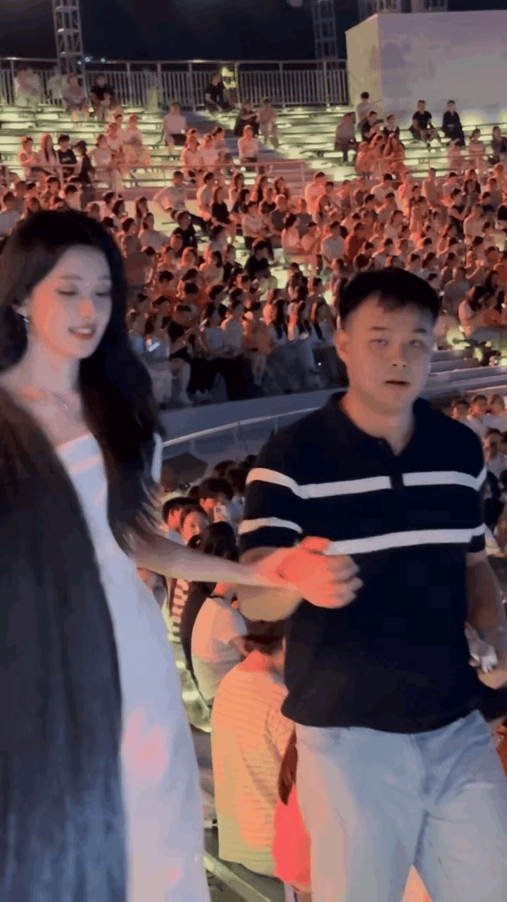这是谁家的姑娘，长得还挺俊俏