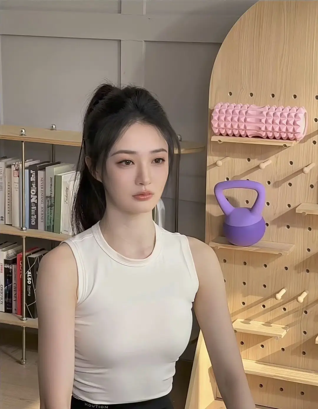 徐璐。