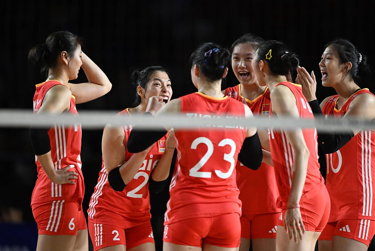 亚运会中国女排参赛球员名单在经过一番波折、争议之后，今天终于有了令人满意的结果，
