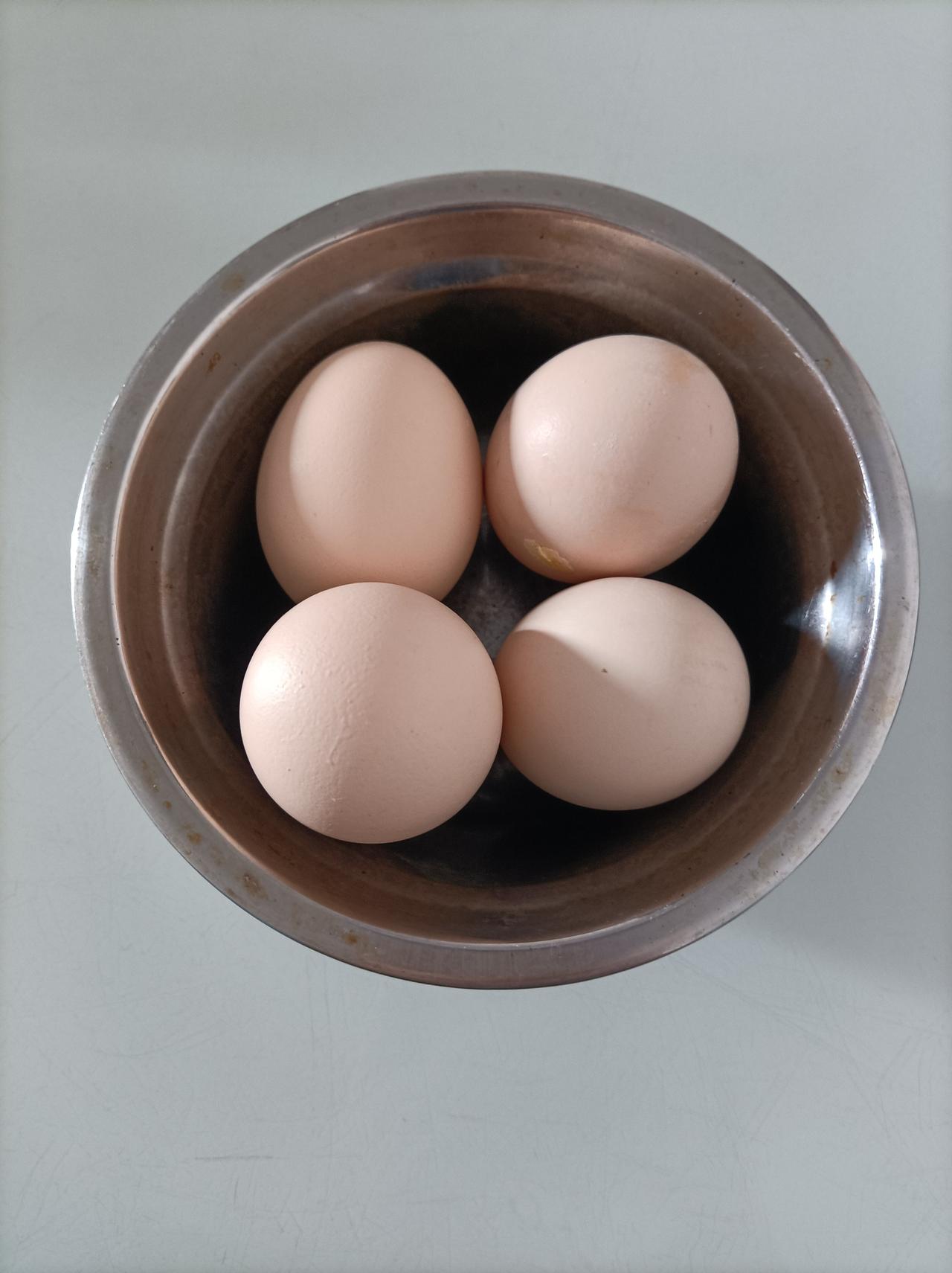 新年从一顿美食开始新年从一顿美食开始，元旦的午餐，儿媳妇点了麦当劳，又加了几个鸡