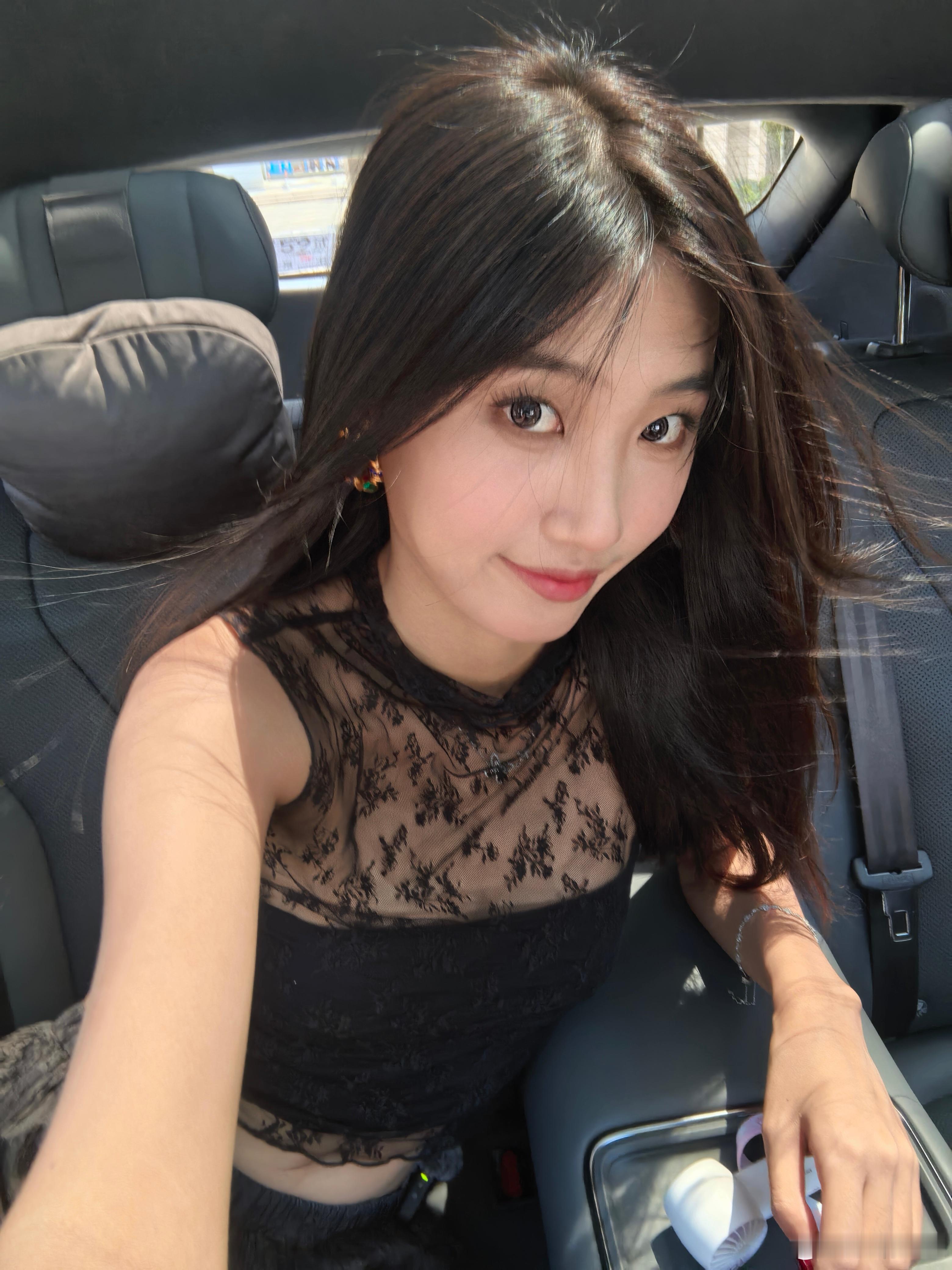 早友友们今天走暗黑路线😈 ​​​