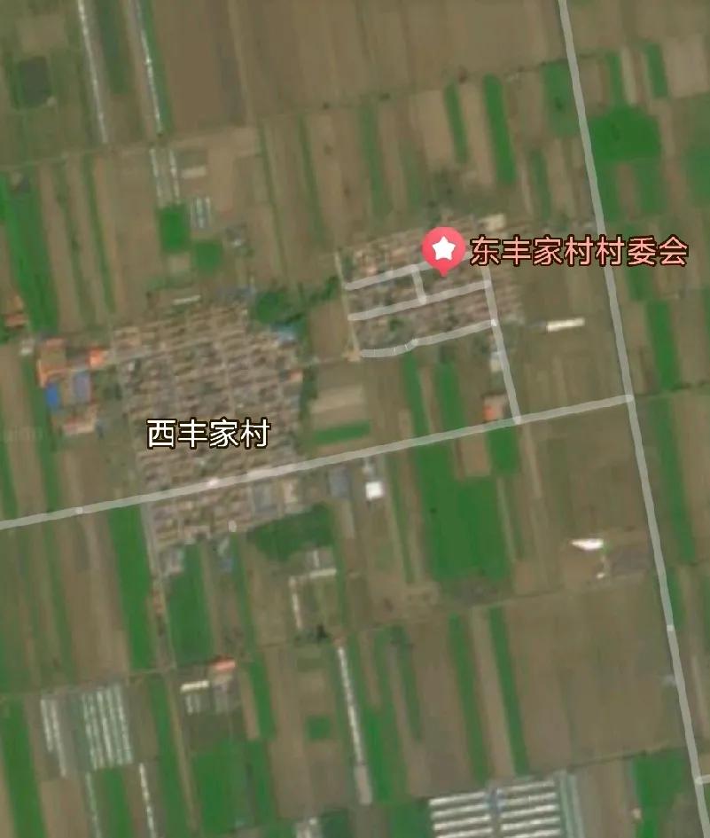 东丰家村位于青岛胶州市胶北街道办事处北部，在办事处驻地东北约4公里处，东邻李家河