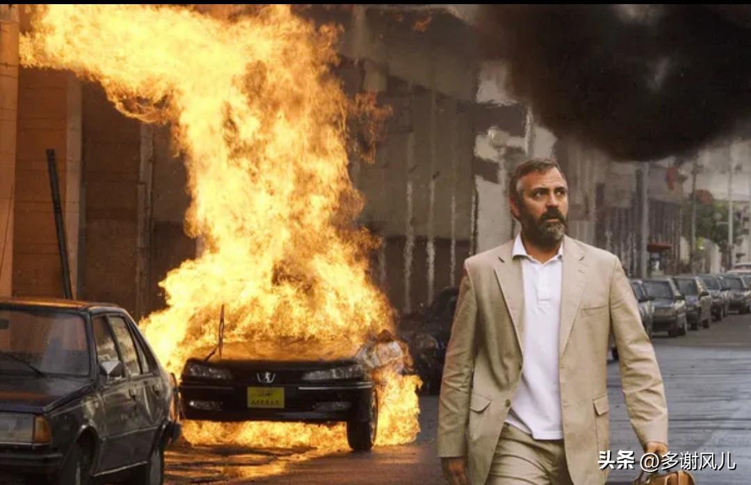 “石油，你知道石油是什么吗？它是一滩黑色的、发臭的东西，躺在地下几百万年。然后人