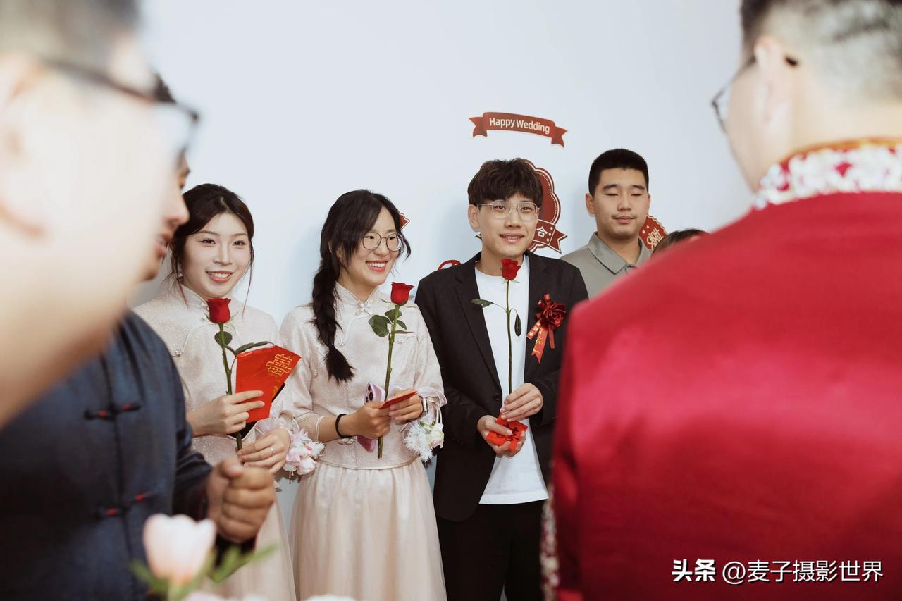 分享城市新鲜事侄女结婚了！