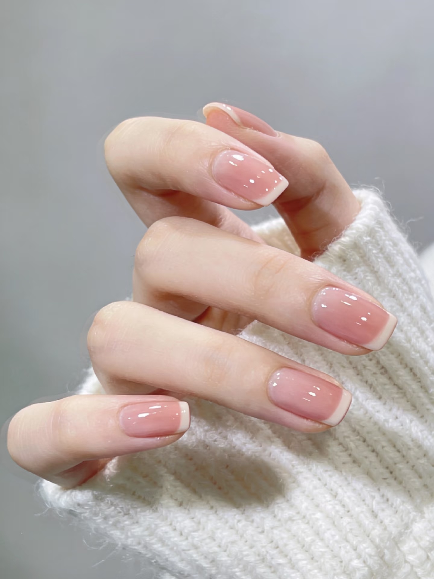 为什么有女性不做美甲不健康 不方便还有我这种 美甲一长长就容易勾裂……太脆了 