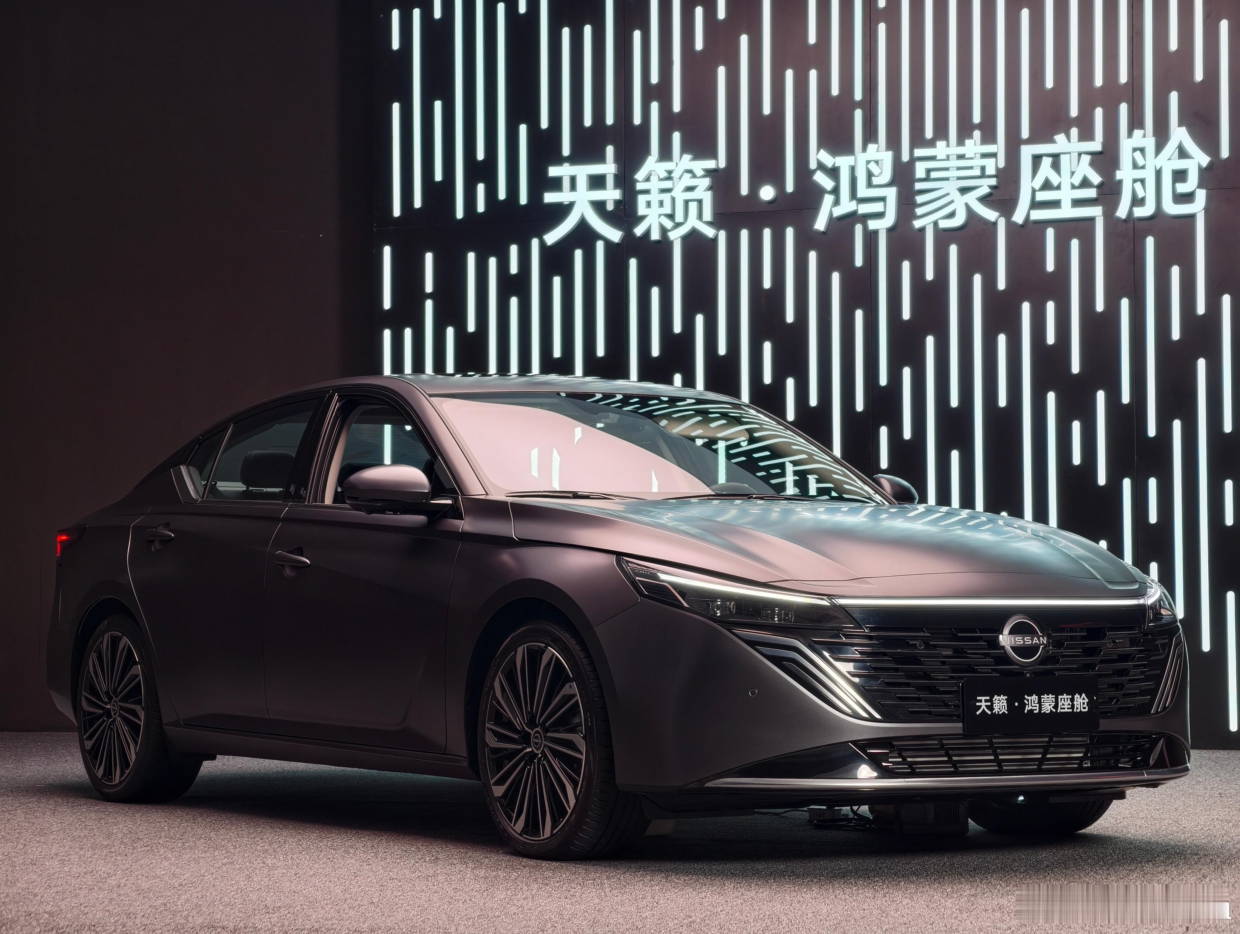 目前中高级轿车，处于一个比较尴尬的境地：不愿意换代，或者说不愿意换白车身。第四代