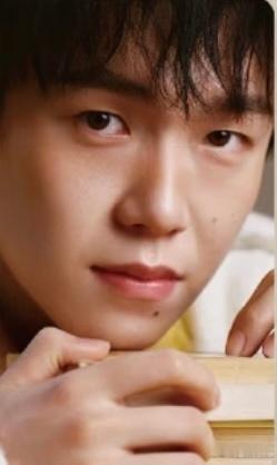 优时颜全球品牌代言人王楚钦期待王楚钦