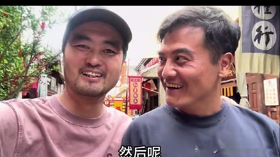 邵老五和姬他来到陕西宝鸡了，邵老五高兴的说:“这下到了宝鸡了，我先咥个宝鸡臊子面