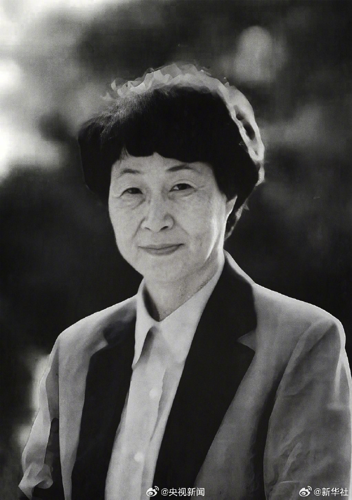 【#人民教育家于漪在上海逝世# 享年97岁】记者15日从上海市杨浦高级中学获悉，